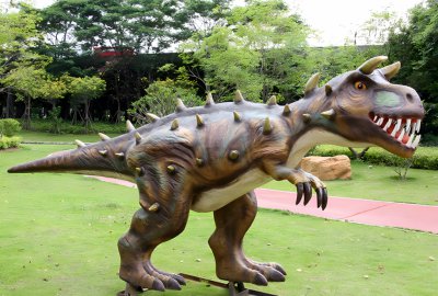 玻璃鋼仿真動物——霸王龍恐龍雕塑