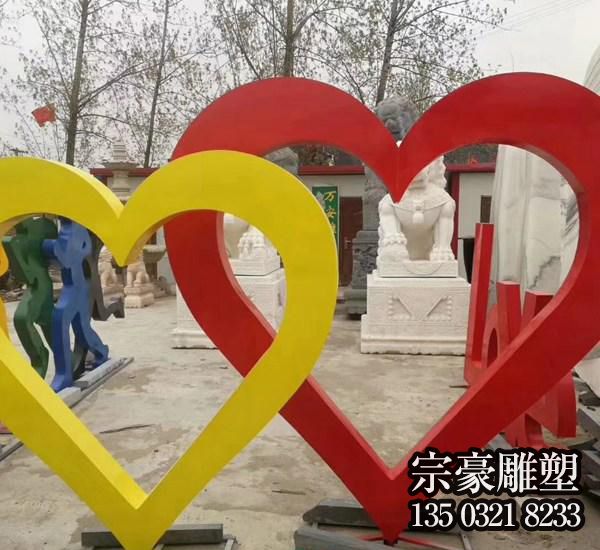 不關(guān)心愛(ài)心，鐵藝空心愛(ài)心雕塑