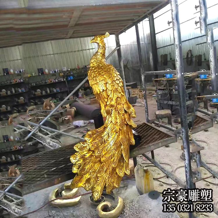 景區企業純金打造鳳凰雕塑